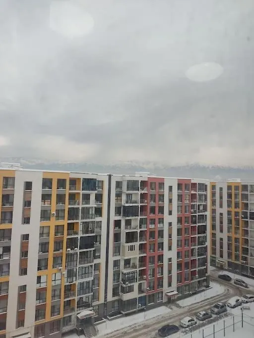 Уютная Студия В 15 Минутах От Аэропорта Almaty Apartment